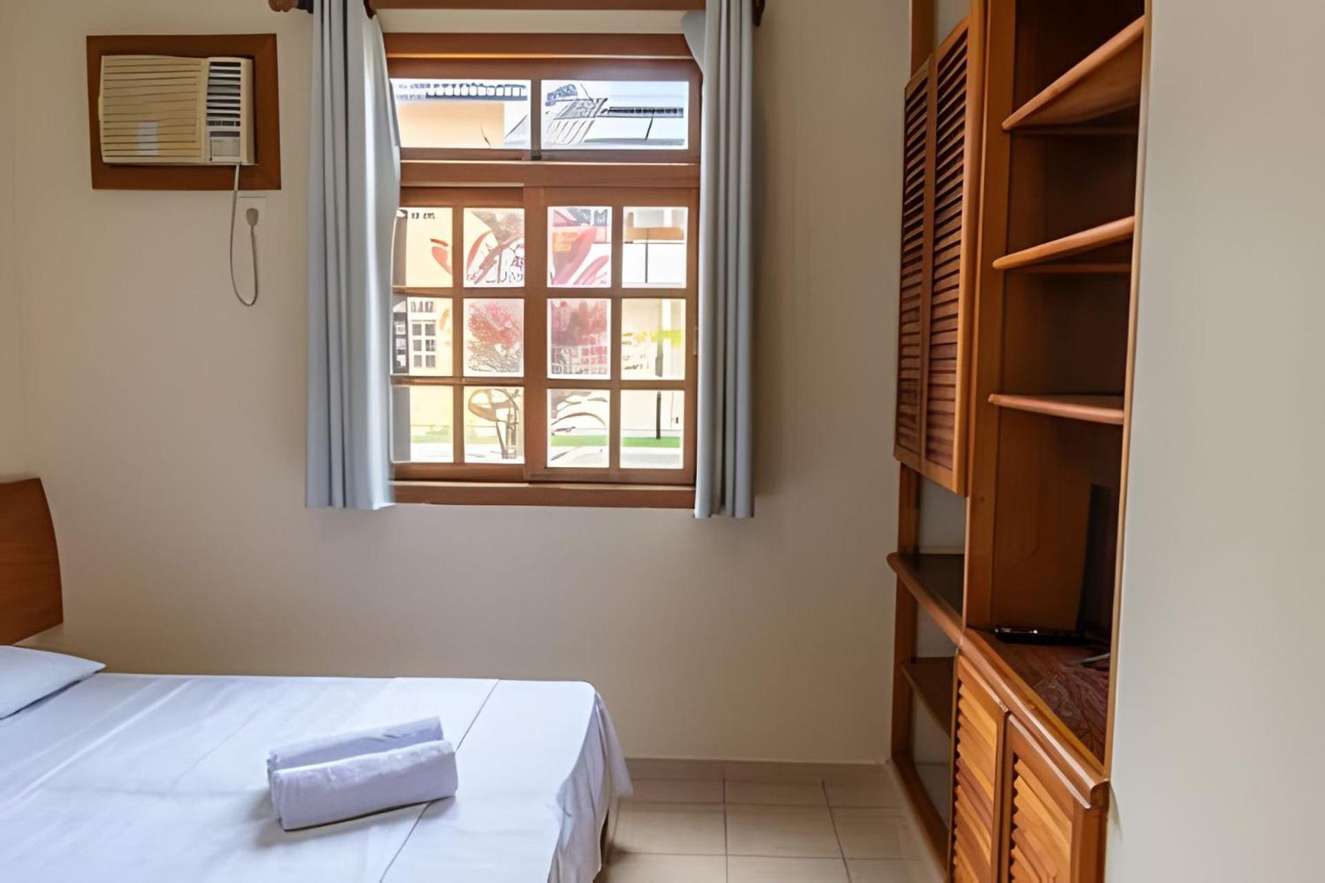 Em Frente A Praia De Taperapuan; Piscina; 1 Quarto; Wifi 300 Mbs; Estacionamento Gratuito 1 Veiculo Porto Seguro Buitenkant foto