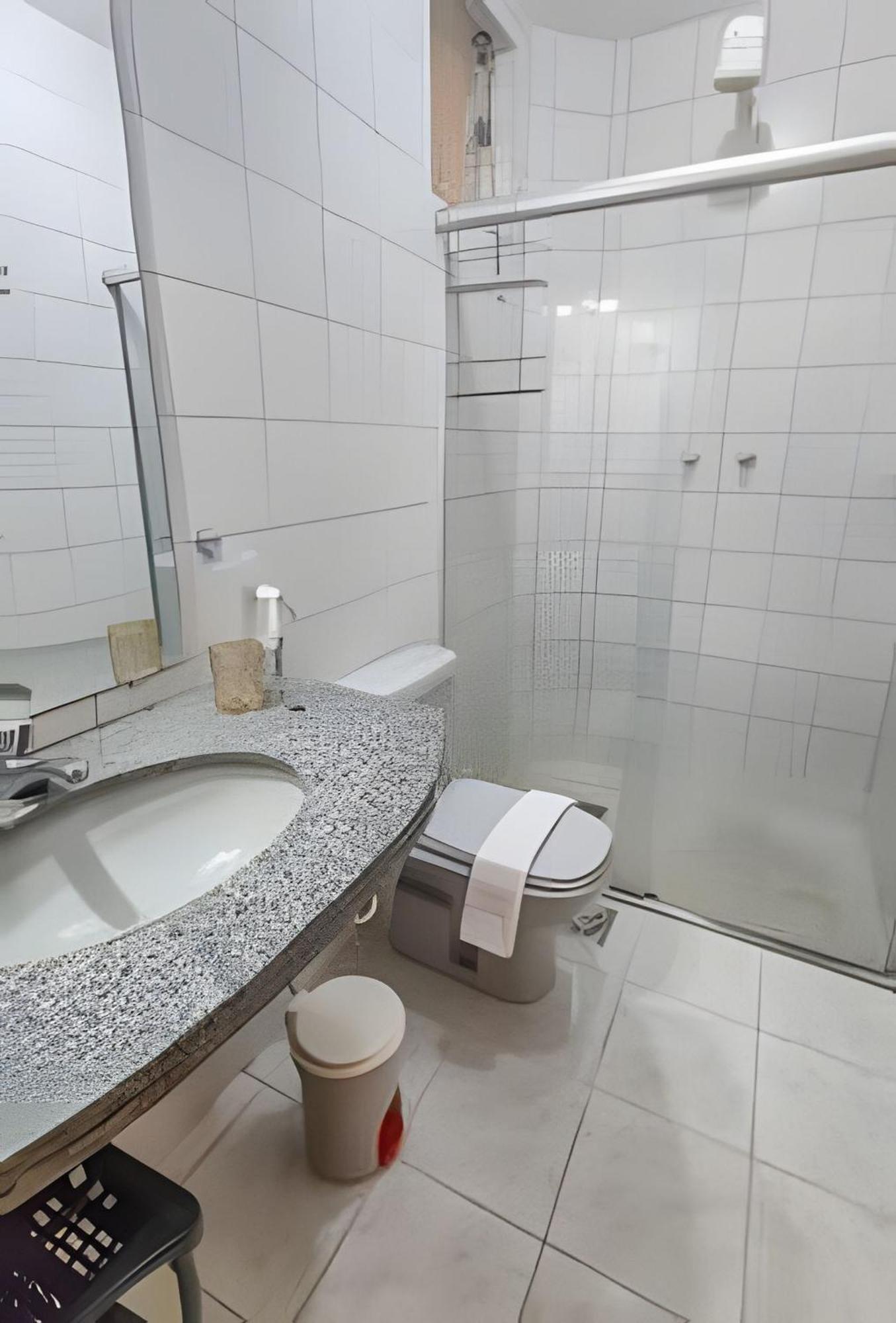 Em Frente A Praia De Taperapuan; Piscina; 1 Quarto; Wifi 300 Mbs; Estacionamento Gratuito 1 Veiculo Porto Seguro Buitenkant foto
